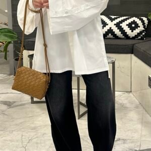 ⁦Buttoned sleeves⁩ - الصورة ⁦5⁩